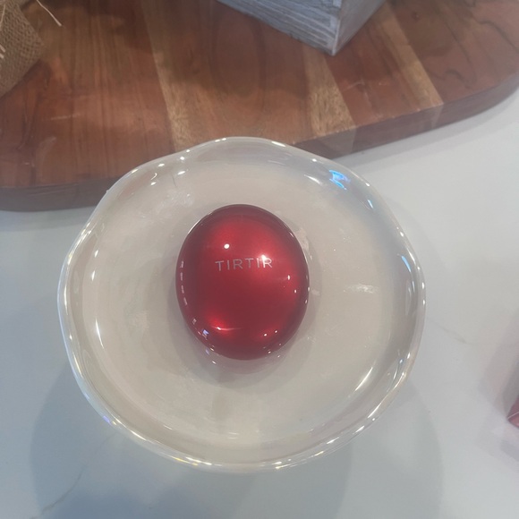 TIRTIR Red Cushion Foundation  SET OF 2! - Picture 8 of 16